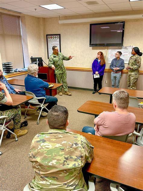 Usmepcom Pilot Reengineers Medical Prescreens Amp Gt Usmepcom Amp Gt News