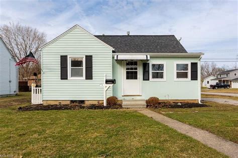 Vermilion Oh Houses For Sale Homes Com