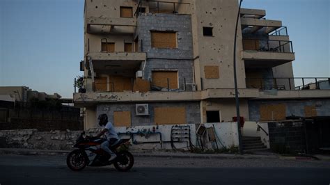 Weary Lebanese Brace For War Cyprus Perplexed After New Hezbollah Threats Aw