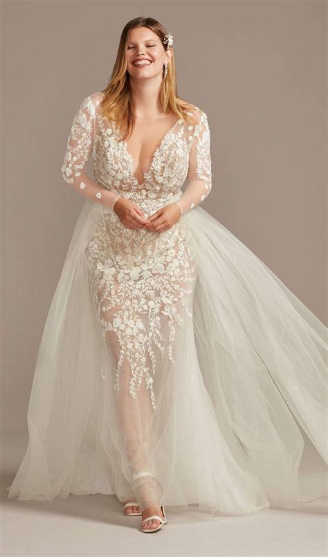 Chic Wedding Dresses for Chubby Brides: Perfect Fits Await!