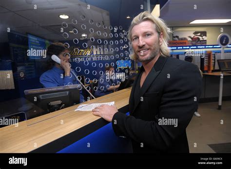 William Hill Bookmakers Hi Res Stock Photography And Images Alamy William Hill Bookmakers Hi Res Stock Photography And Images Alamy