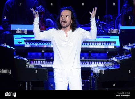 Yanni Hi Res Stock Photography And Images Alamy